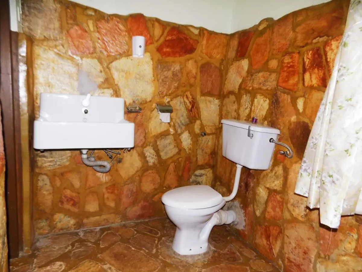 Afro Smile Hotel & Guest House - Jinja 0*,  Uganda